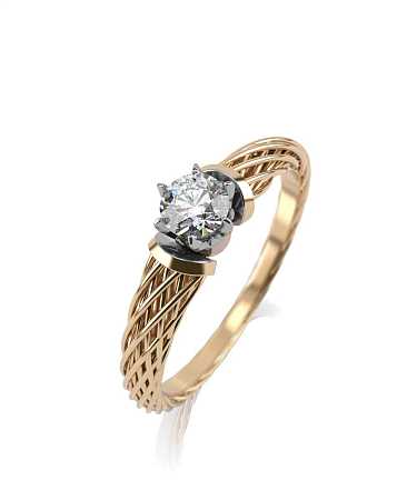 Помолвочное кольцо из комбинированного золота с бриллиантом ШД-к11/бж